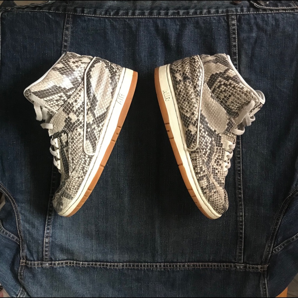 Nike Air Python: Size 9 (Released In 2014) - image 2